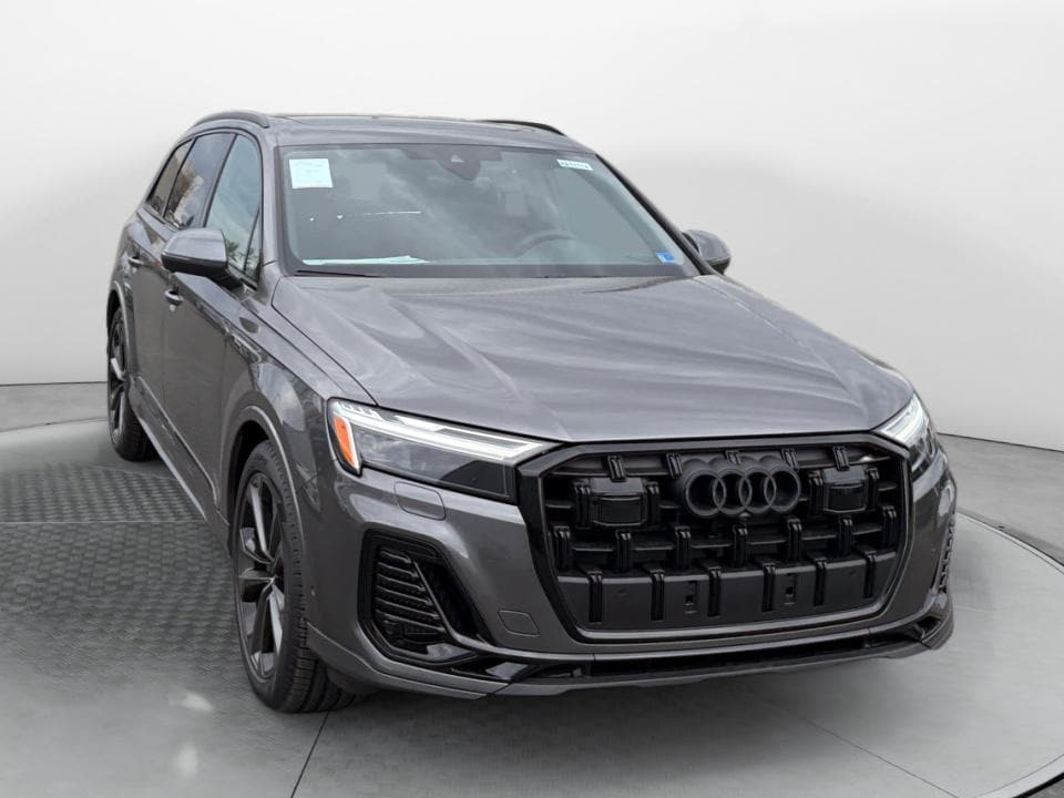 2026 Audi Q7 55 Premium Plus quattro Tiptronic's photo