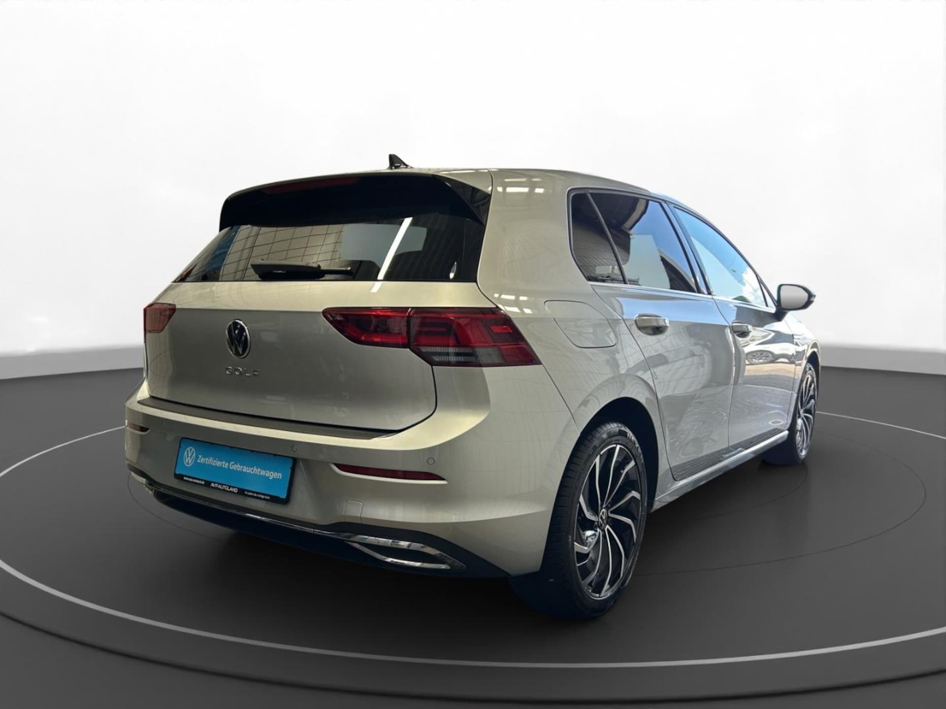 Volkswagen Golf Style