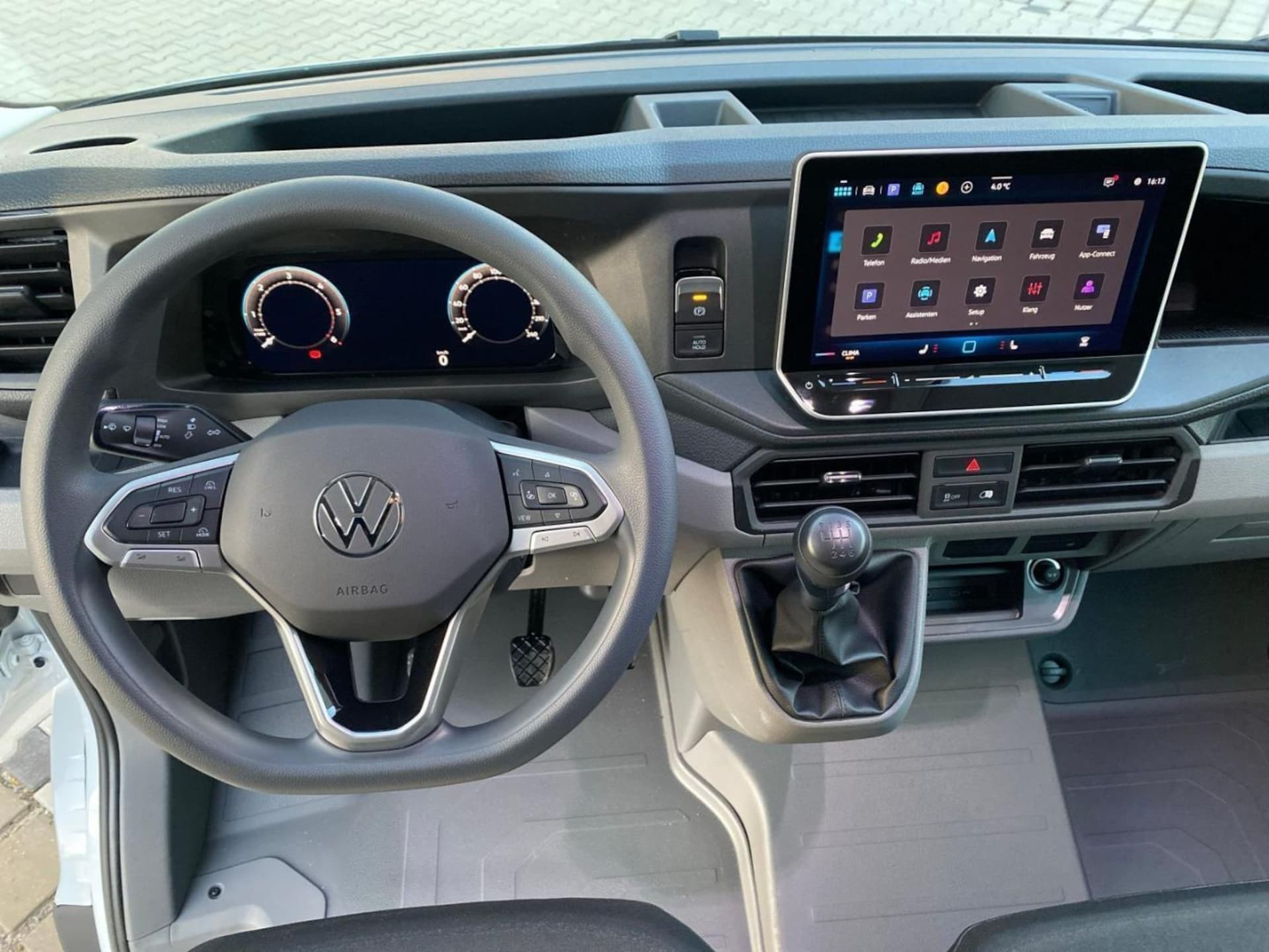 Volkswagen Crafter Kasten mittlerer Radstand