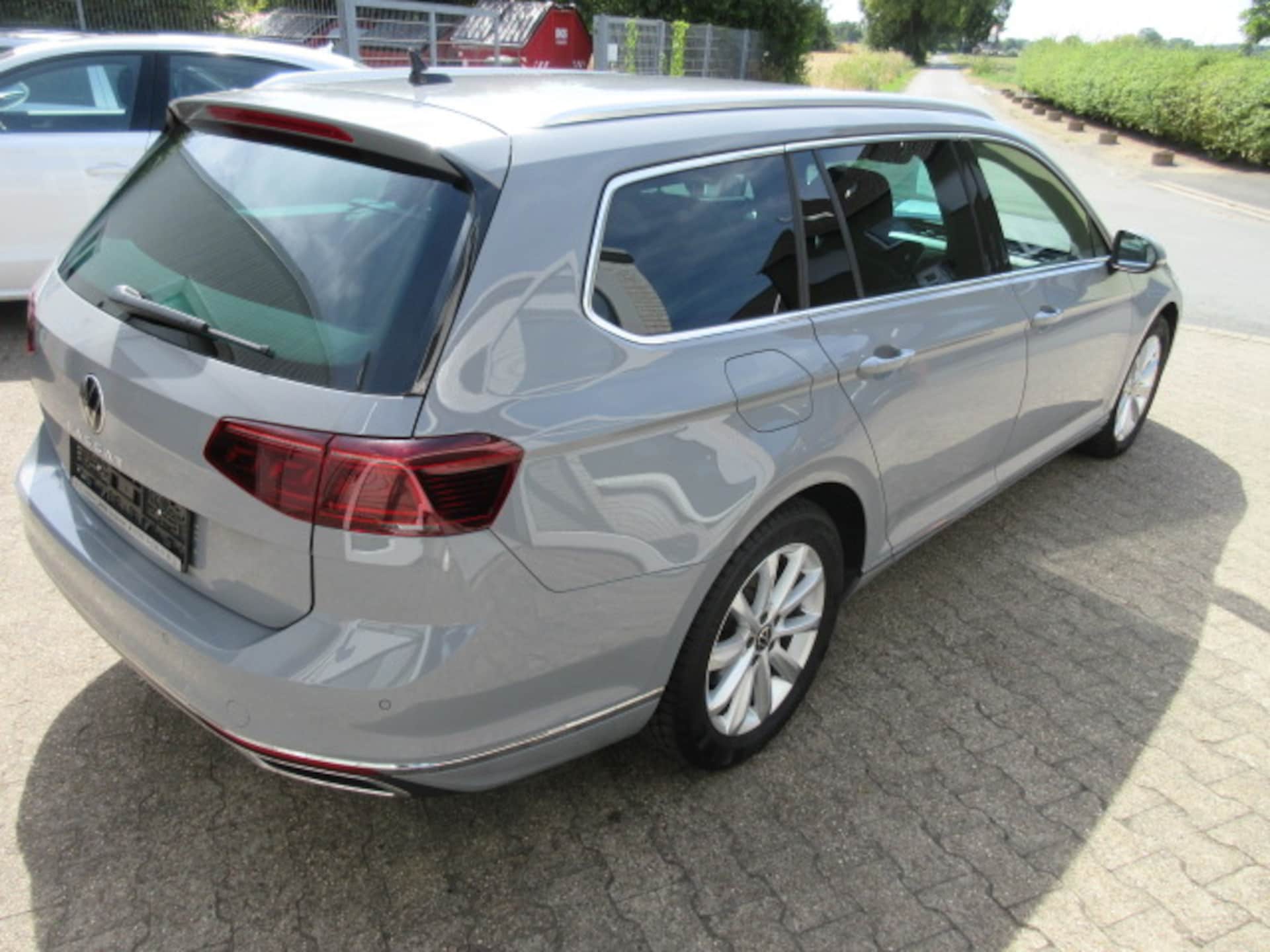 Volkswagen Passat Variant Elegance