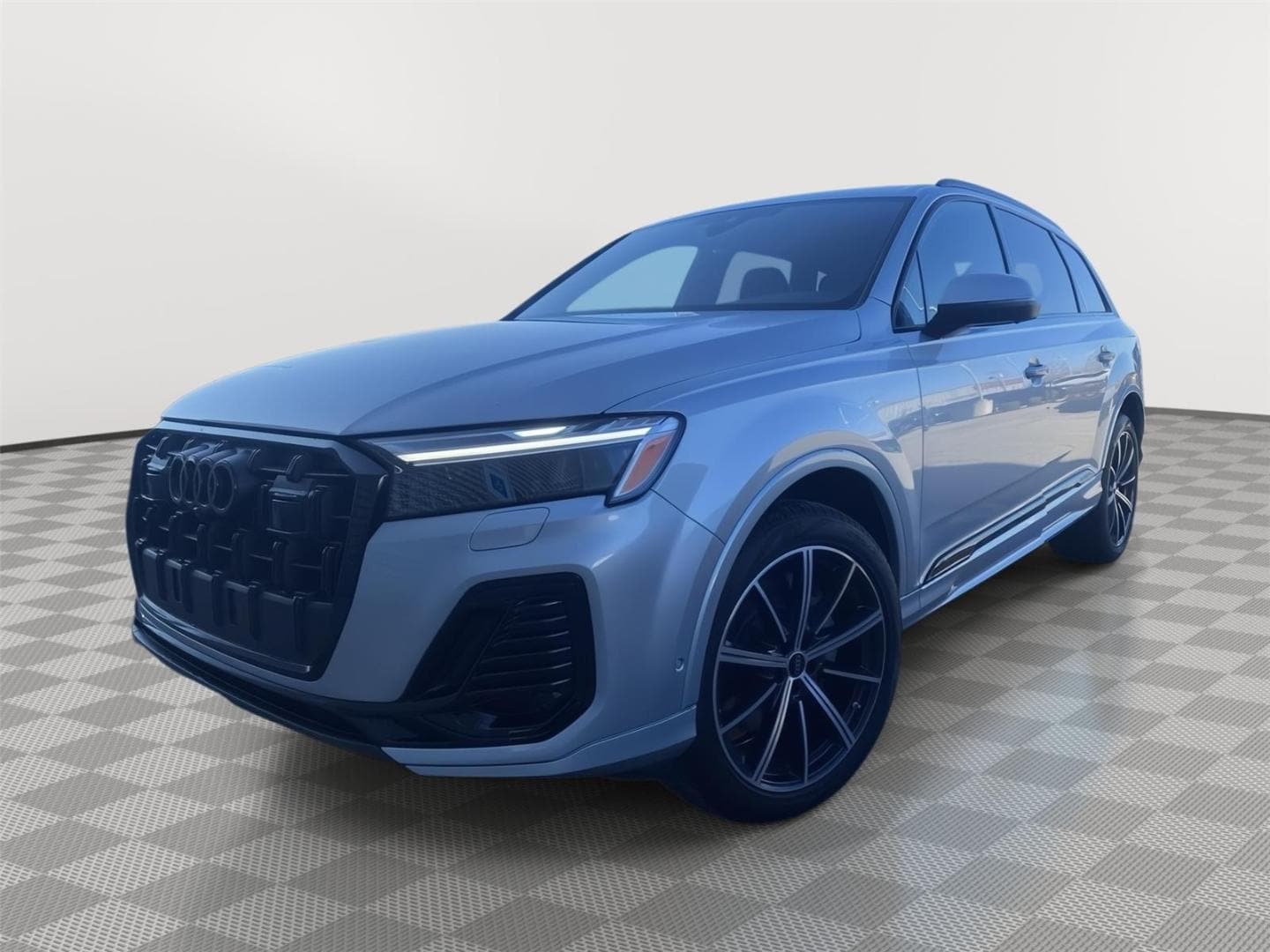 2026 Audi Q7 45 Premium Plus quattro Tiptronic's photo