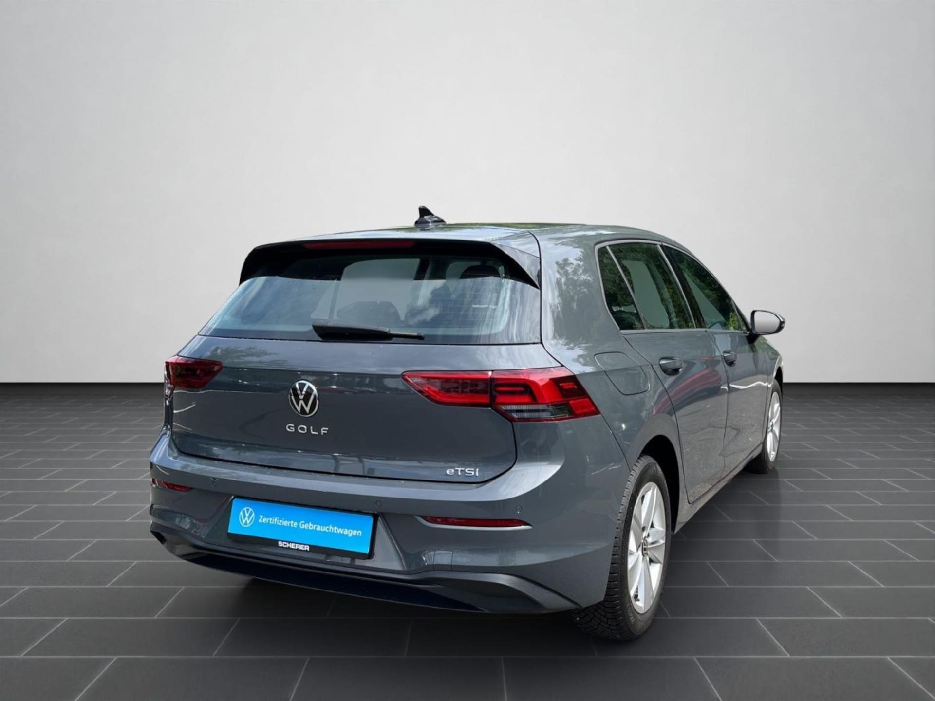 Volkswagen Golf Life