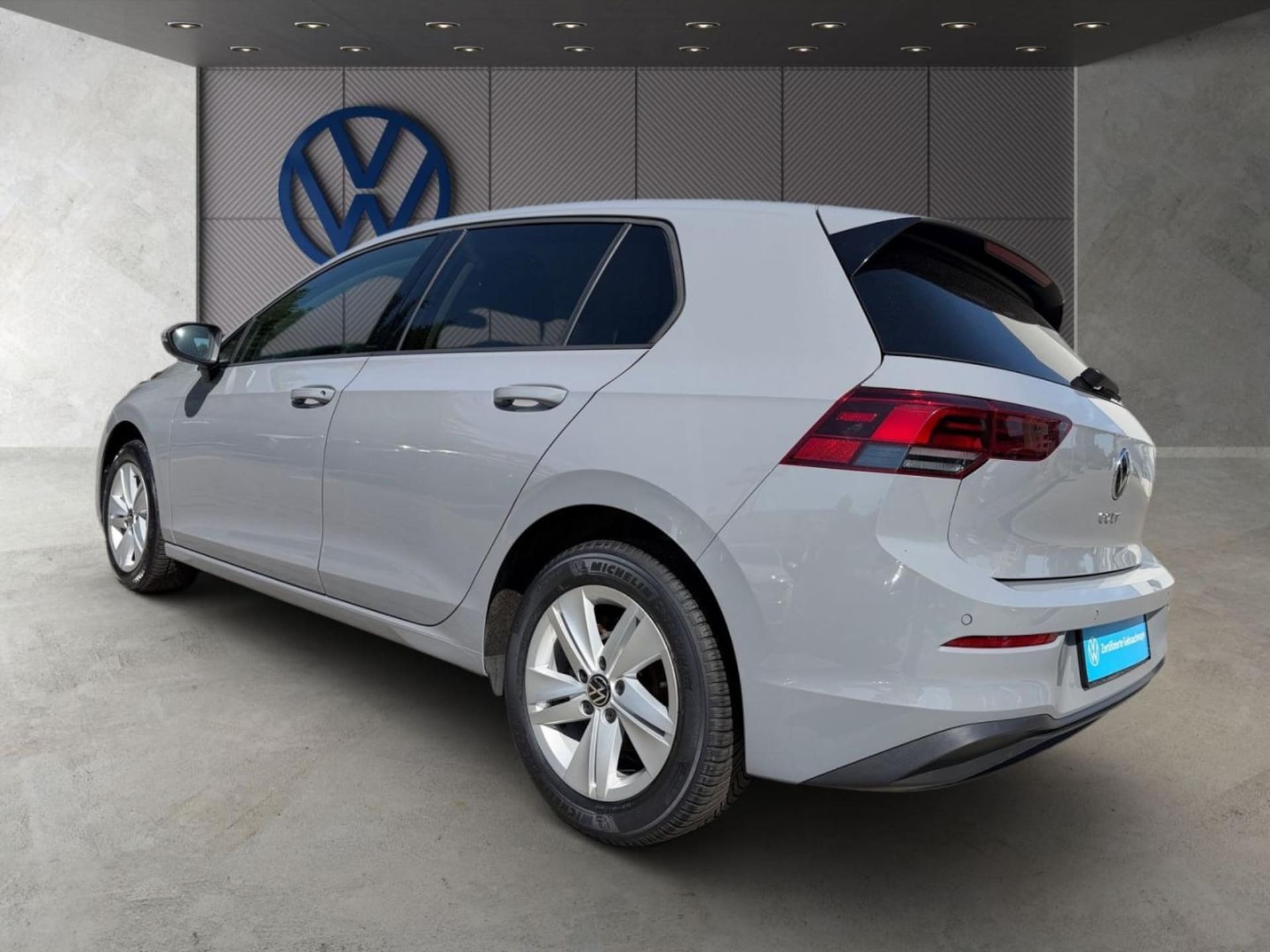 Volkswagen Golf Life