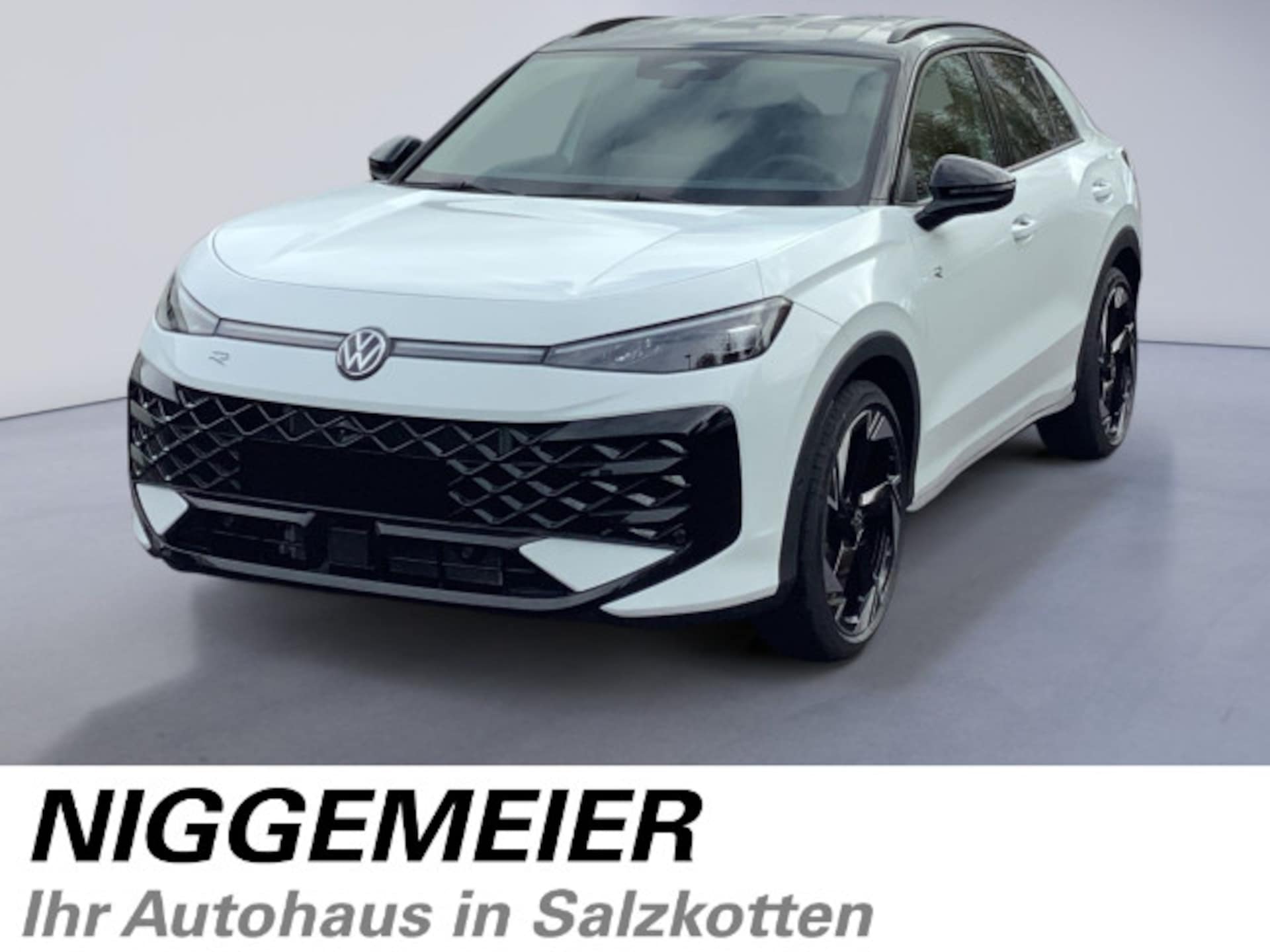 Volkswagen T-Roc — Volkswagen T-Roc T-Roc 1.5eTSI DSG R-Line ACC+NAVI+KAMERA