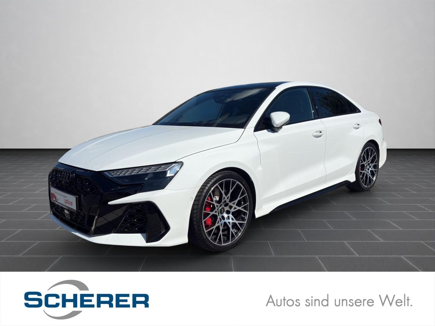 Bild über Audi RS 3 Limousine TFSI quattro S tronic - für weitere Informationen kontaktieren Sie den Audi Partner