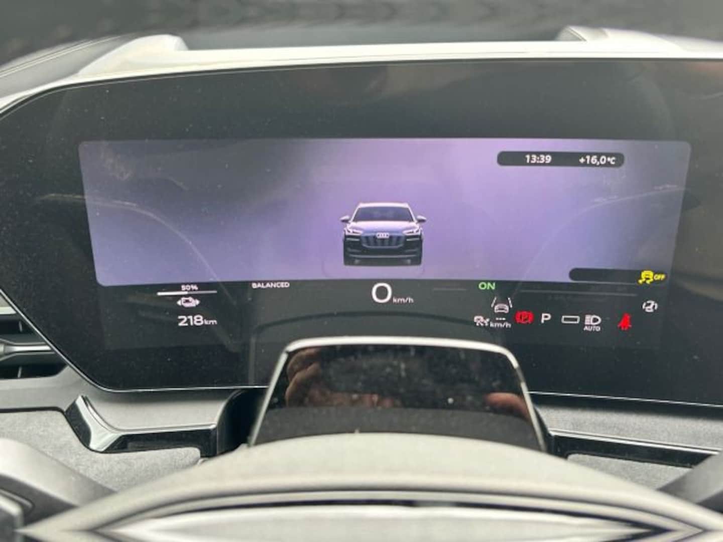 Bild über Audi Q6 SUV e-tron S line business e-tron quattro 315 kW - für weitere Informationen kontaktieren Sie den Audi Partner