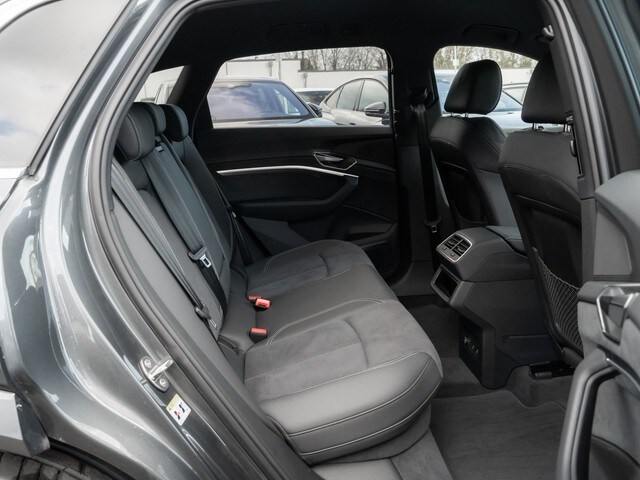 Image about Audi SQ8 e-tron e-tron quattro