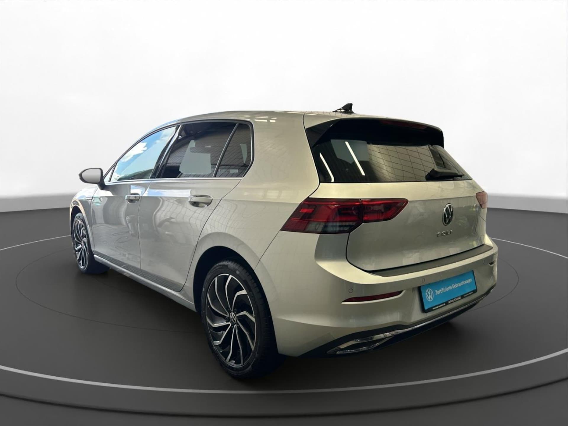 Volkswagen Golf Style