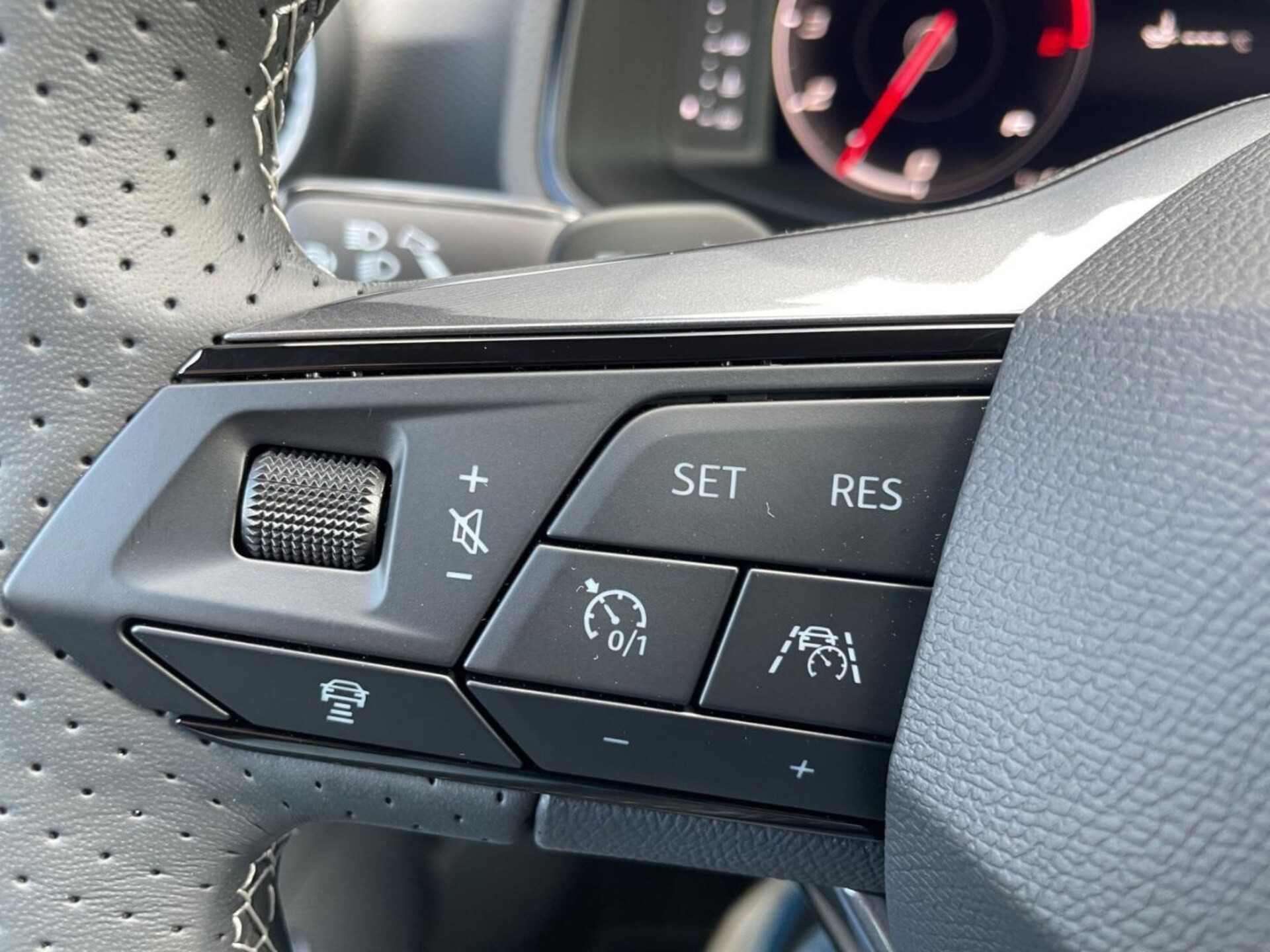 SEAT Arona FR