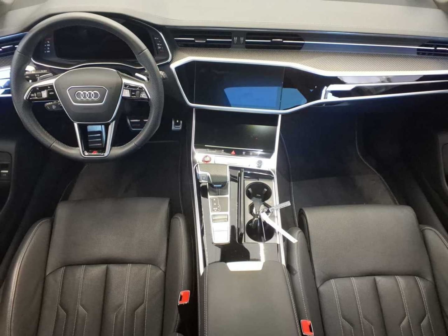 Bild über Audi S6 Avant TDI quattro tiptronic - für weitere Informationen kontaktieren Sie den Audi Partner