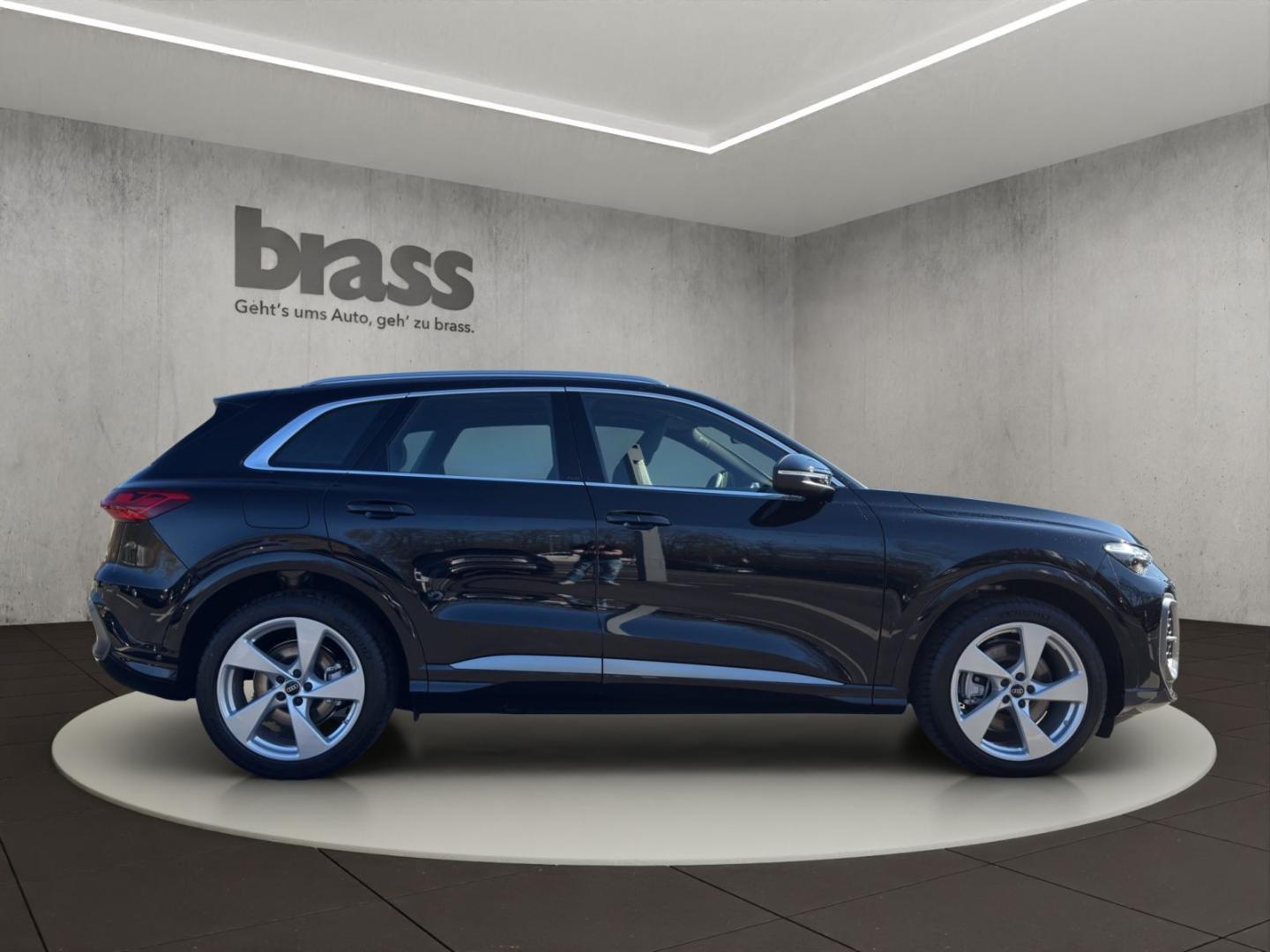 Image about Audi Q5 SUV TDI quattro 150 kW S tronic