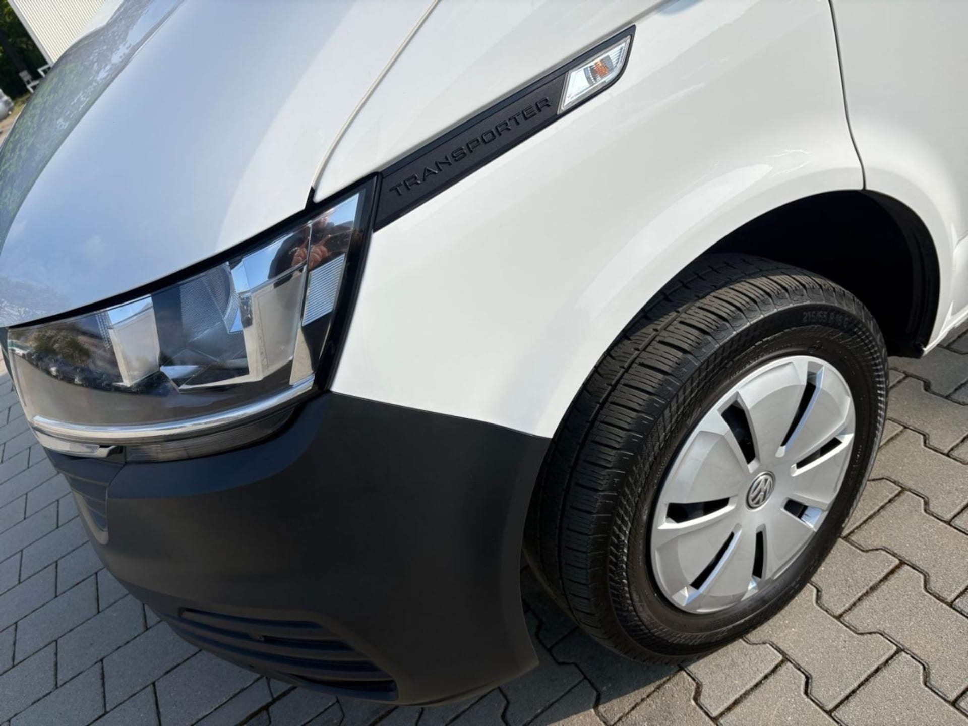 Volkswagen T6.1 Transporter Kasten langer Radstand
