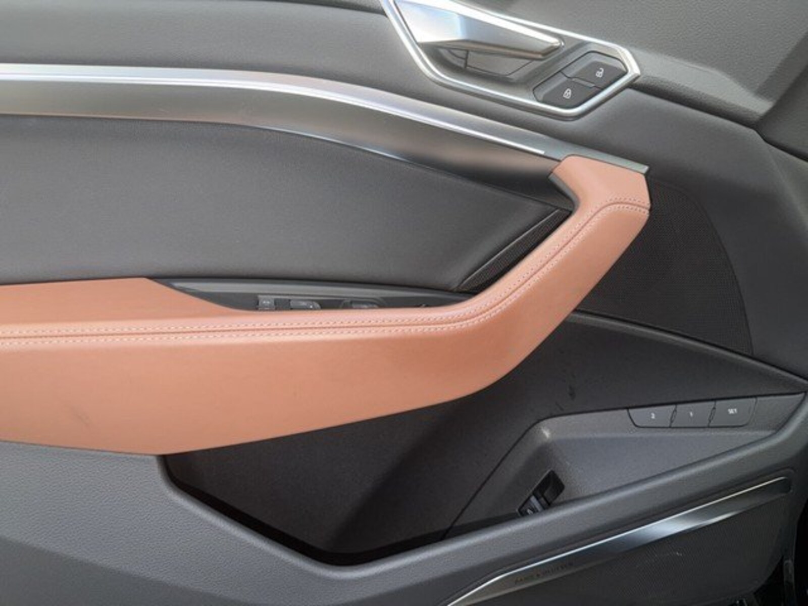 Audi Q8 e-tron – Bild 11