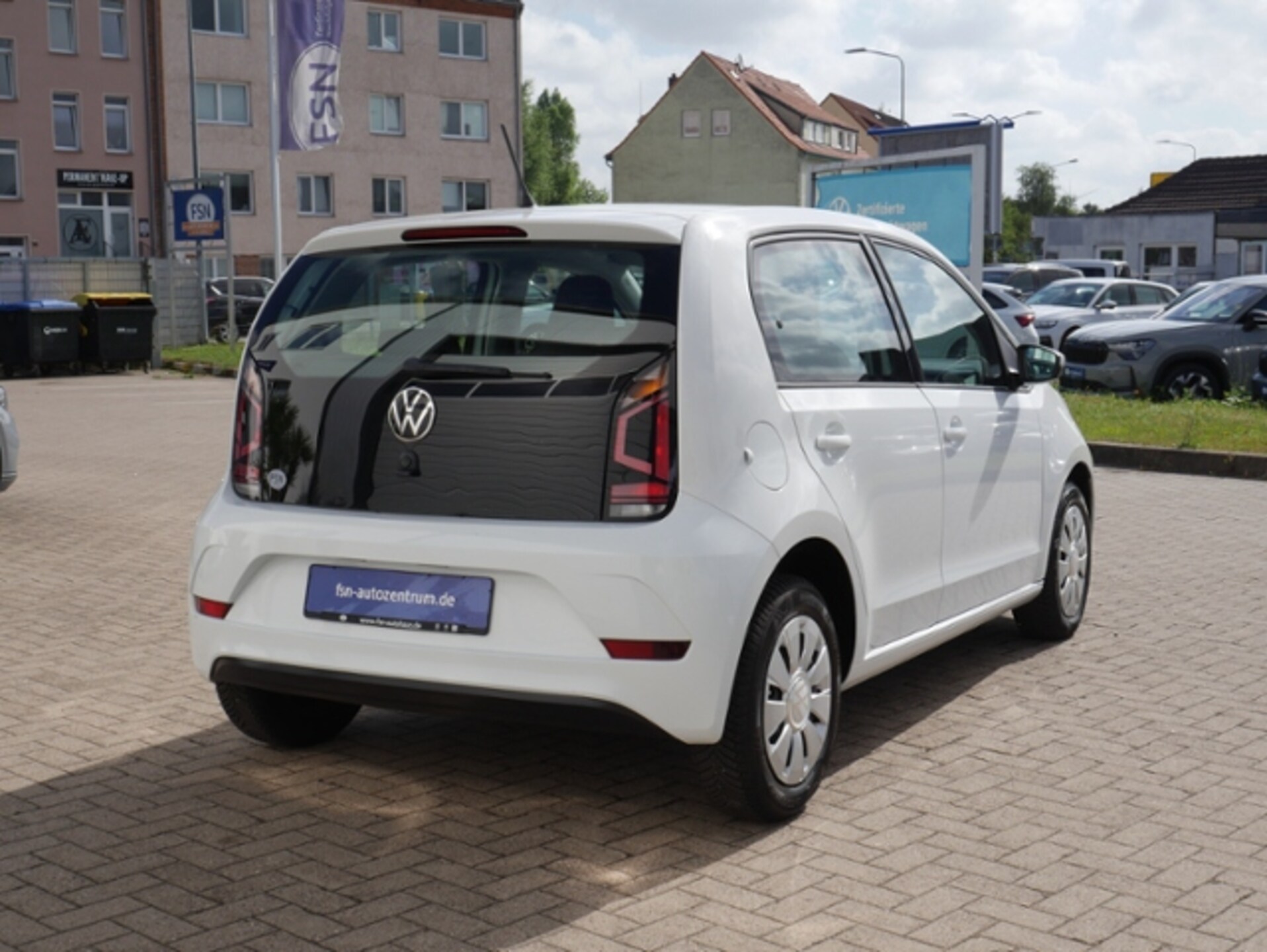 Volkswagen up!