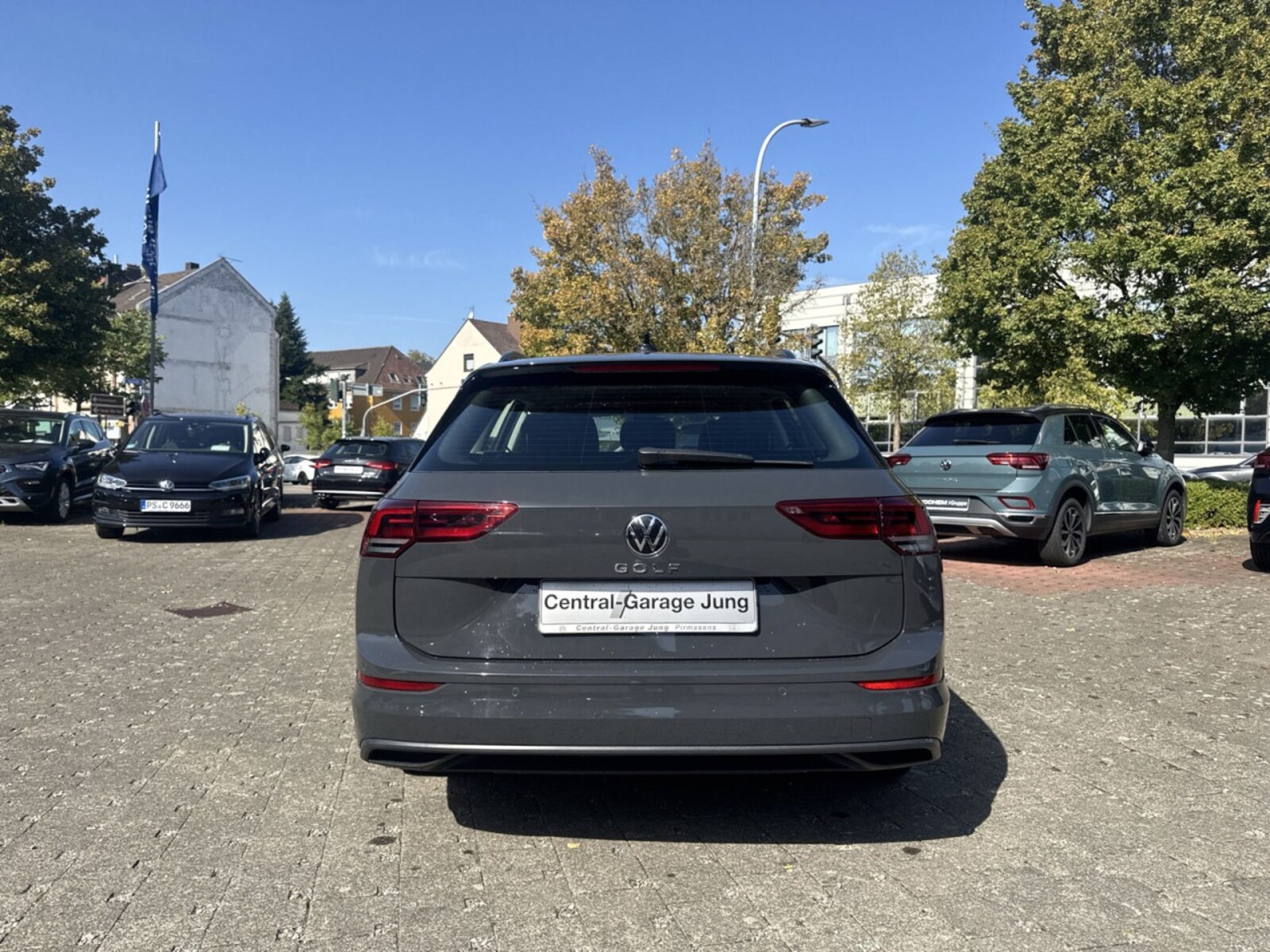 Volkswagen Golf Variant – Bild 3