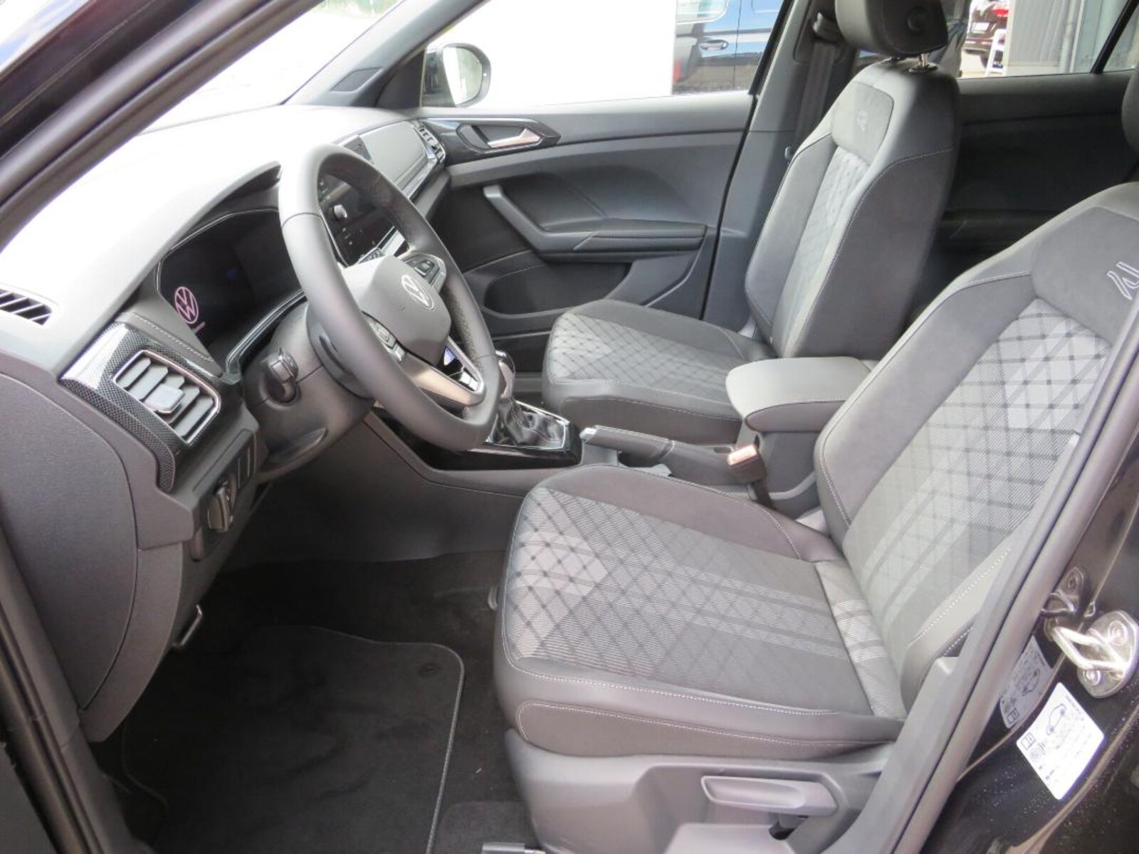 Volkswagen T-Cross – Bild 6