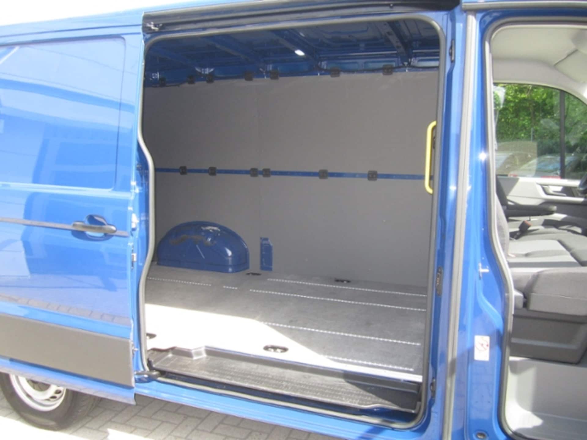 Volkswagen Crafter Kasten mittlerer Radstand