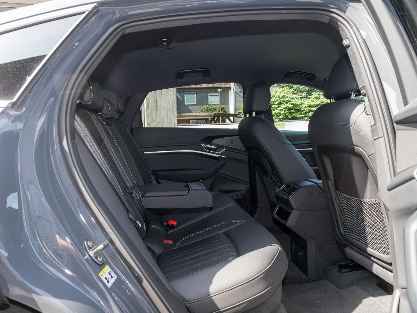 Image about Audi Q8 Sportback e-tron advanced 55 e-tron quattro