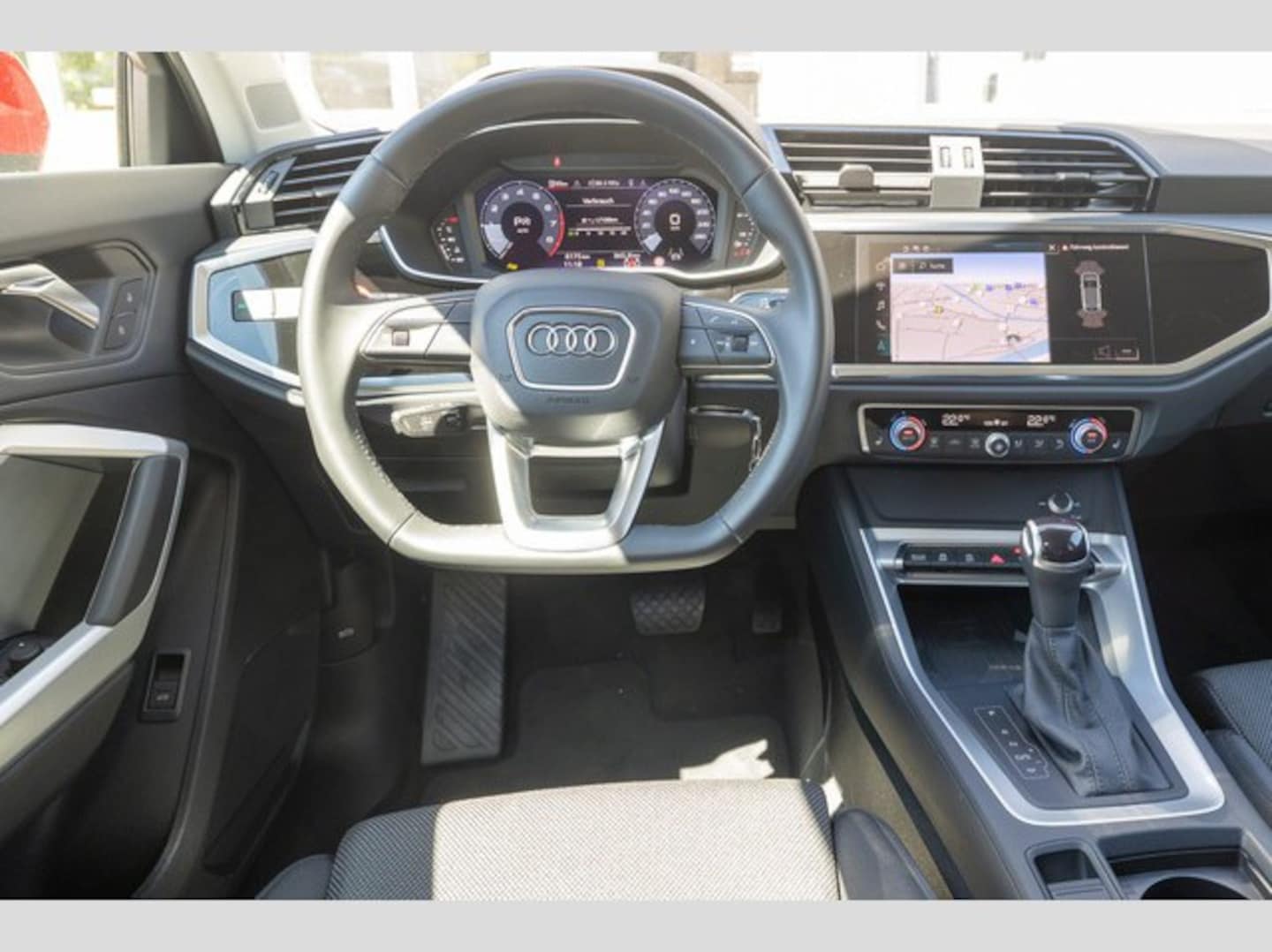 Bild über Audi Q3 Sportback S line 35 TFSI S tronic - für weitere Informationen kontaktieren Sie den Audi Partner