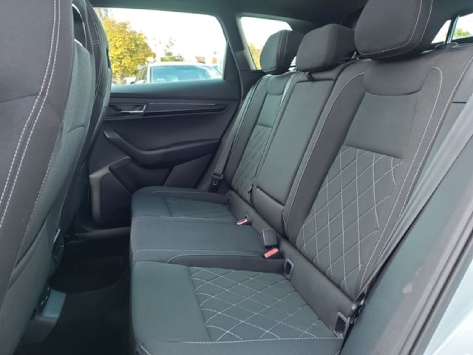 Škoda Karoq – Bild 13