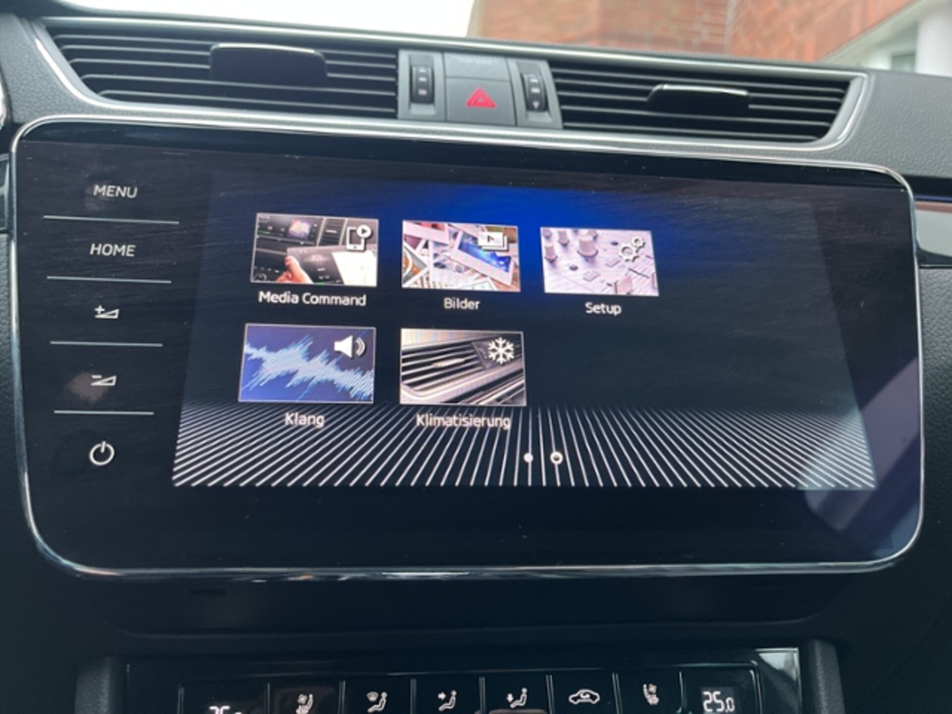 Skoda Superb Combi Laurin & Klement
