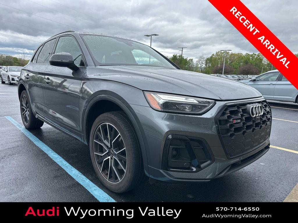 2023 Audi SQ5 Premium Plus's photo