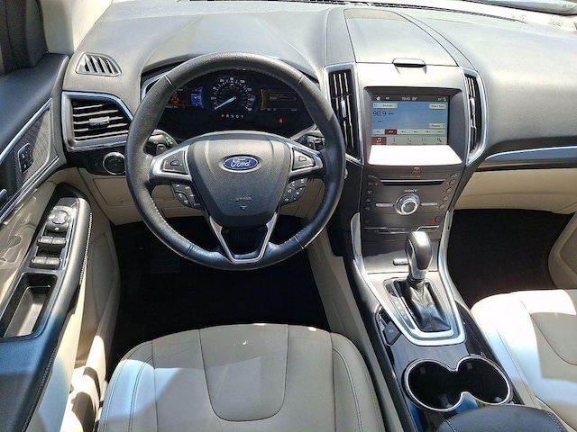 2018 Ford Edge