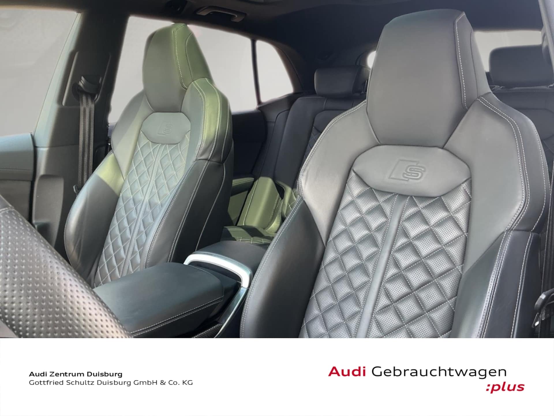 Audi SQ8 SUV