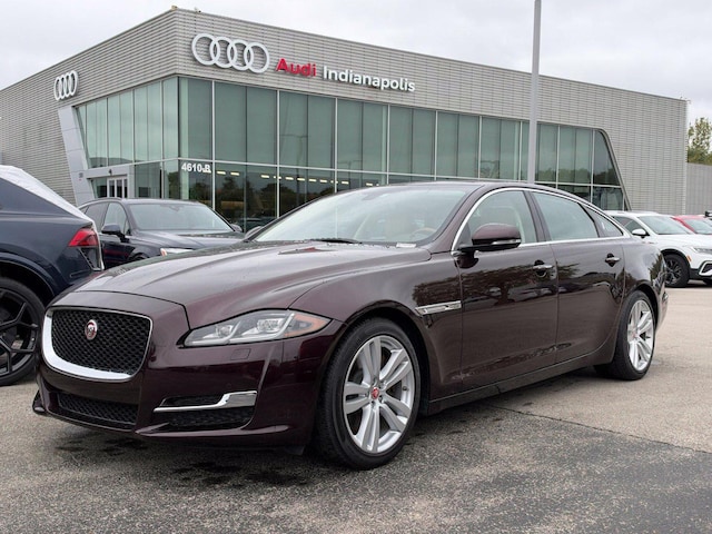 Photo of 2016 Jaguar XJ
