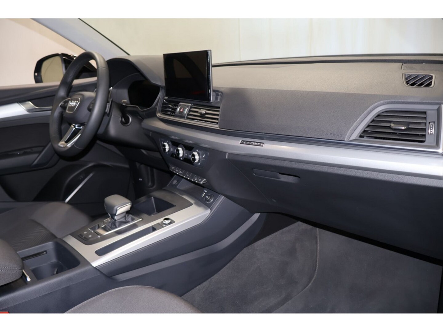 Bild über Audi Q5 Sportback 40 TDI quattro S tronic - für weitere Informationen kontaktieren Sie den Audi Partner