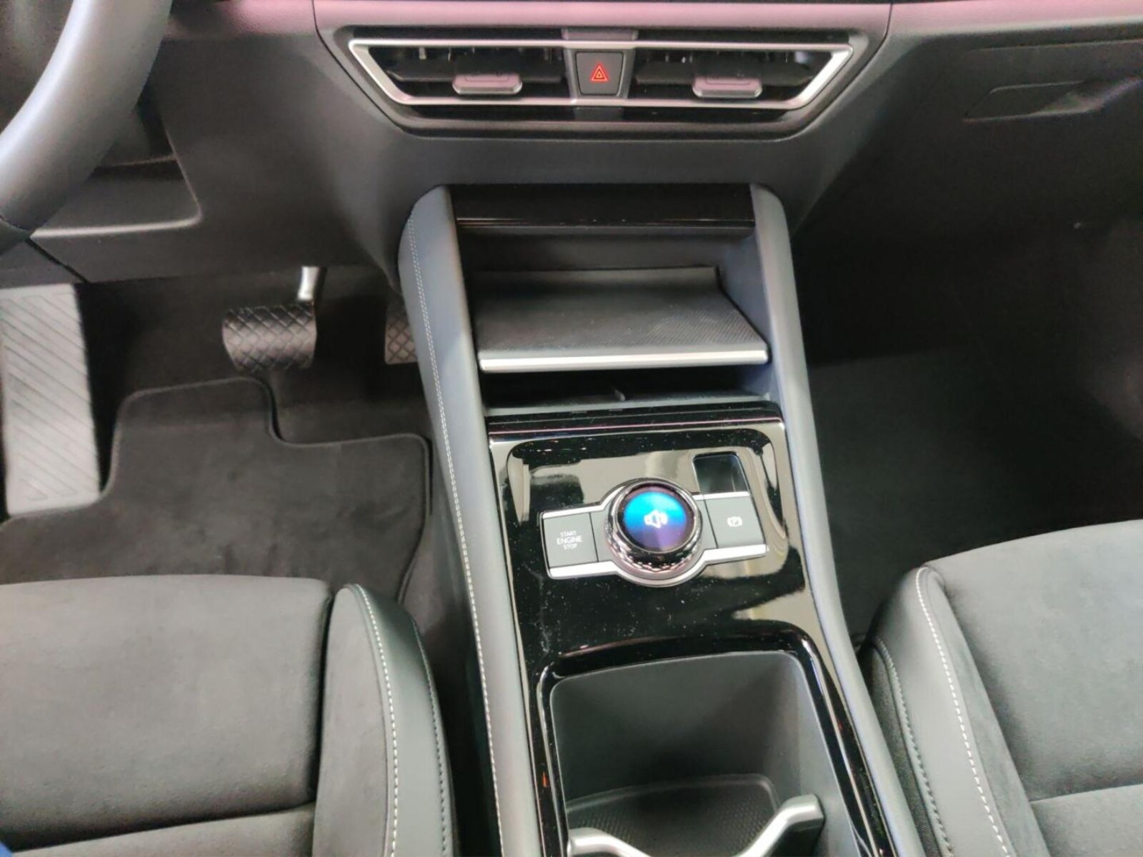 Volkswagen Tiguan – Bild 12