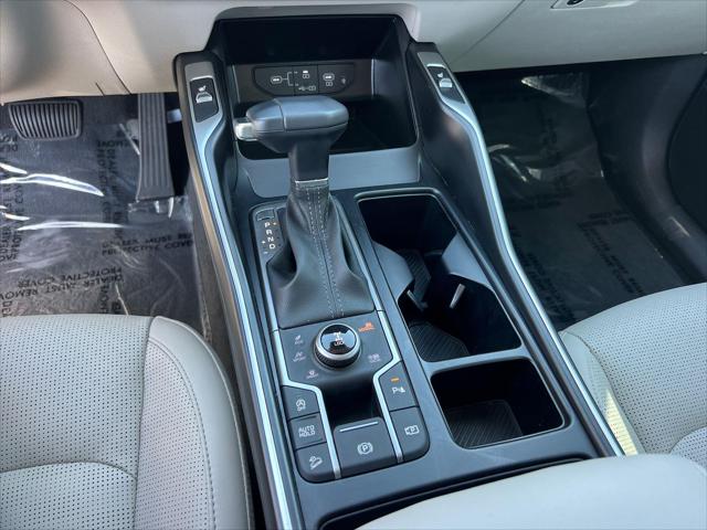 2025 Kia Sorento S - Photo 32