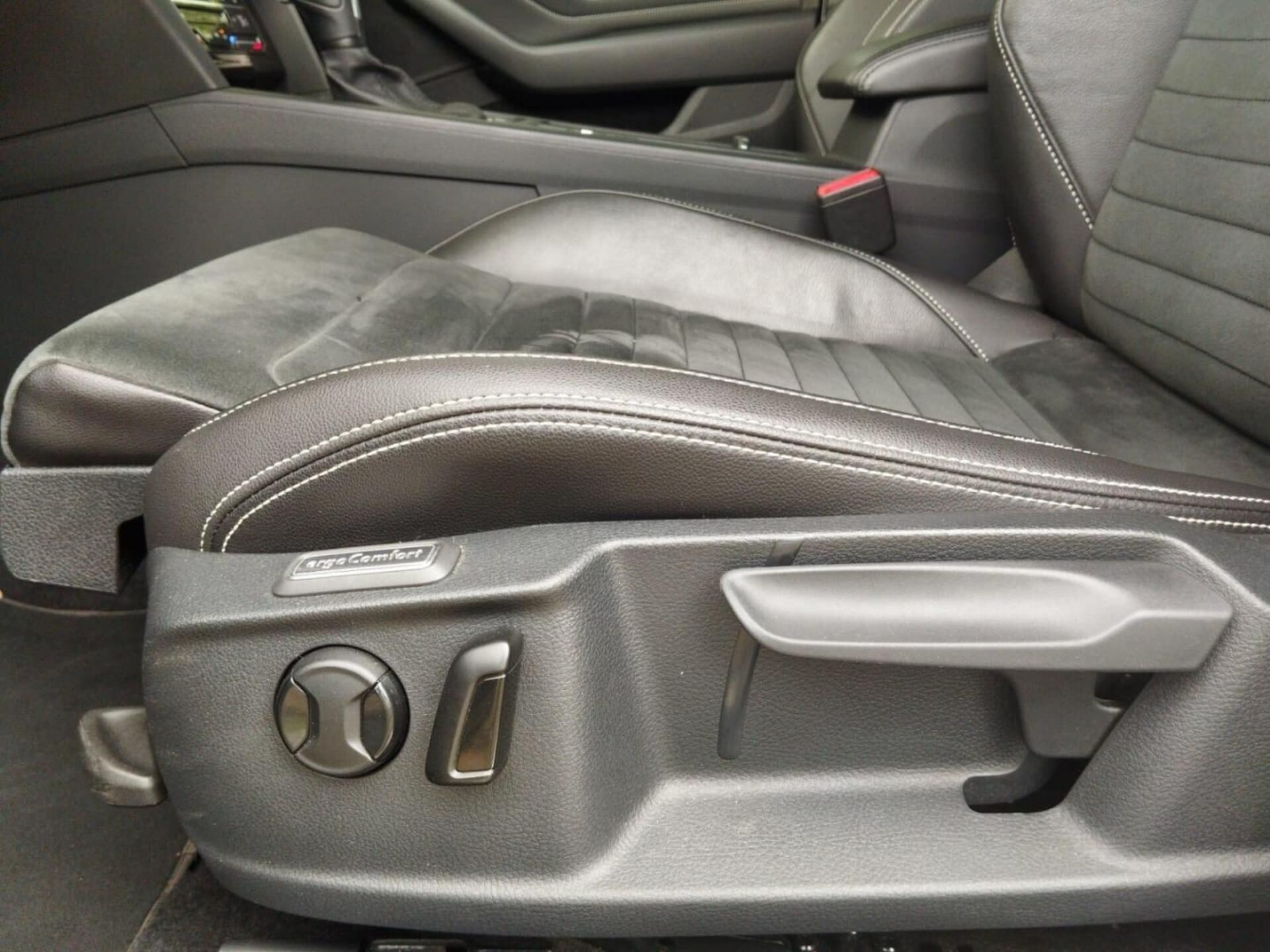 Volkswagen Passat Variant Elegance