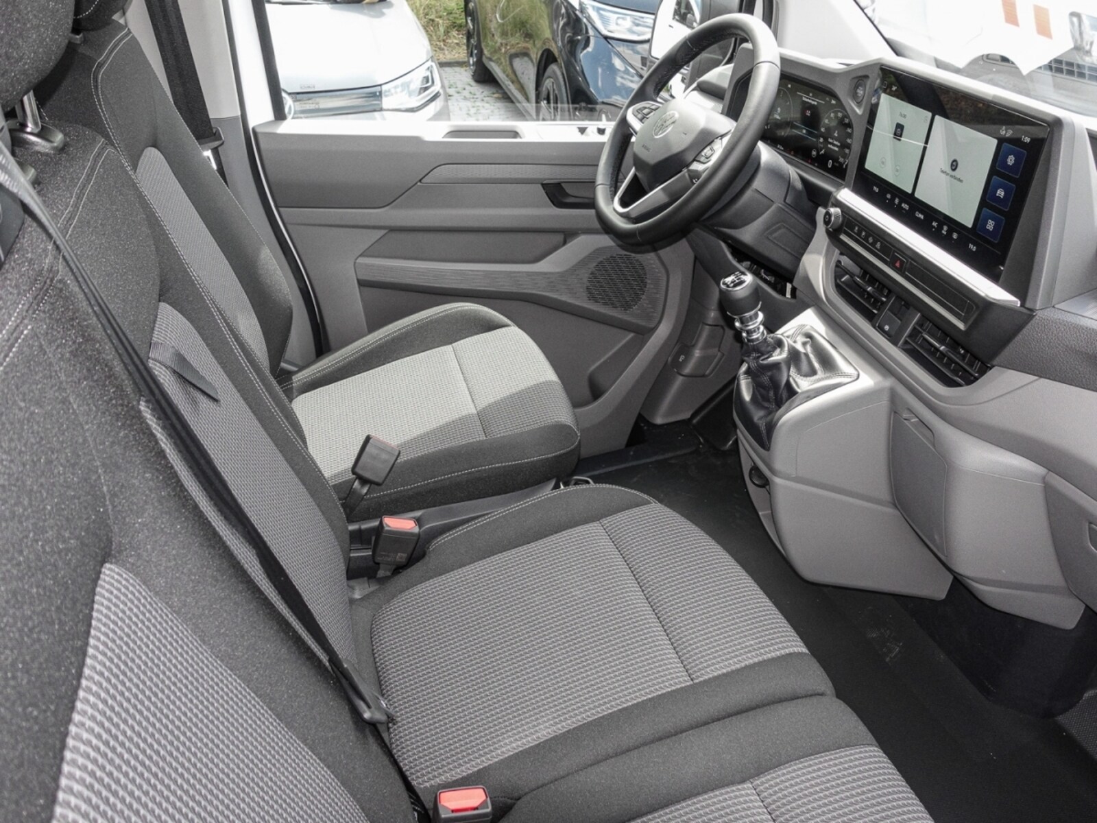 Volkswagen Transporter Kasten kurzer Radstand – Bild 4