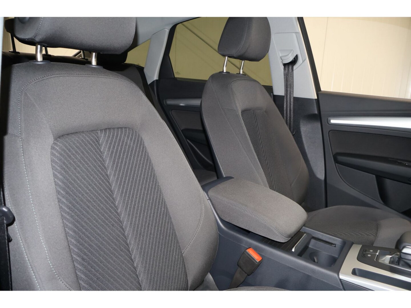 Bild über Audi Q5 Sportback 40 TDI quattro S tronic - für weitere Informationen kontaktieren Sie den Audi Partner