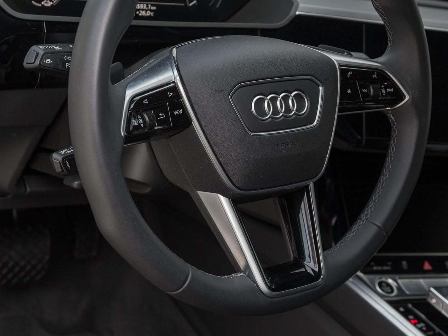 Image about Audi Q8 Sportback e-tron advanced 55 e-tron quattro