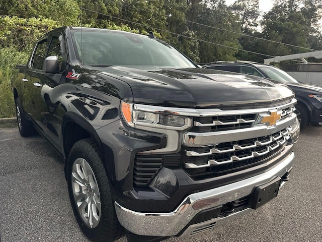 Photo of 2022 Chevrolet Silverado 