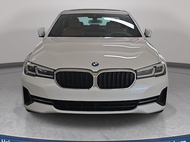2023 BMW 530