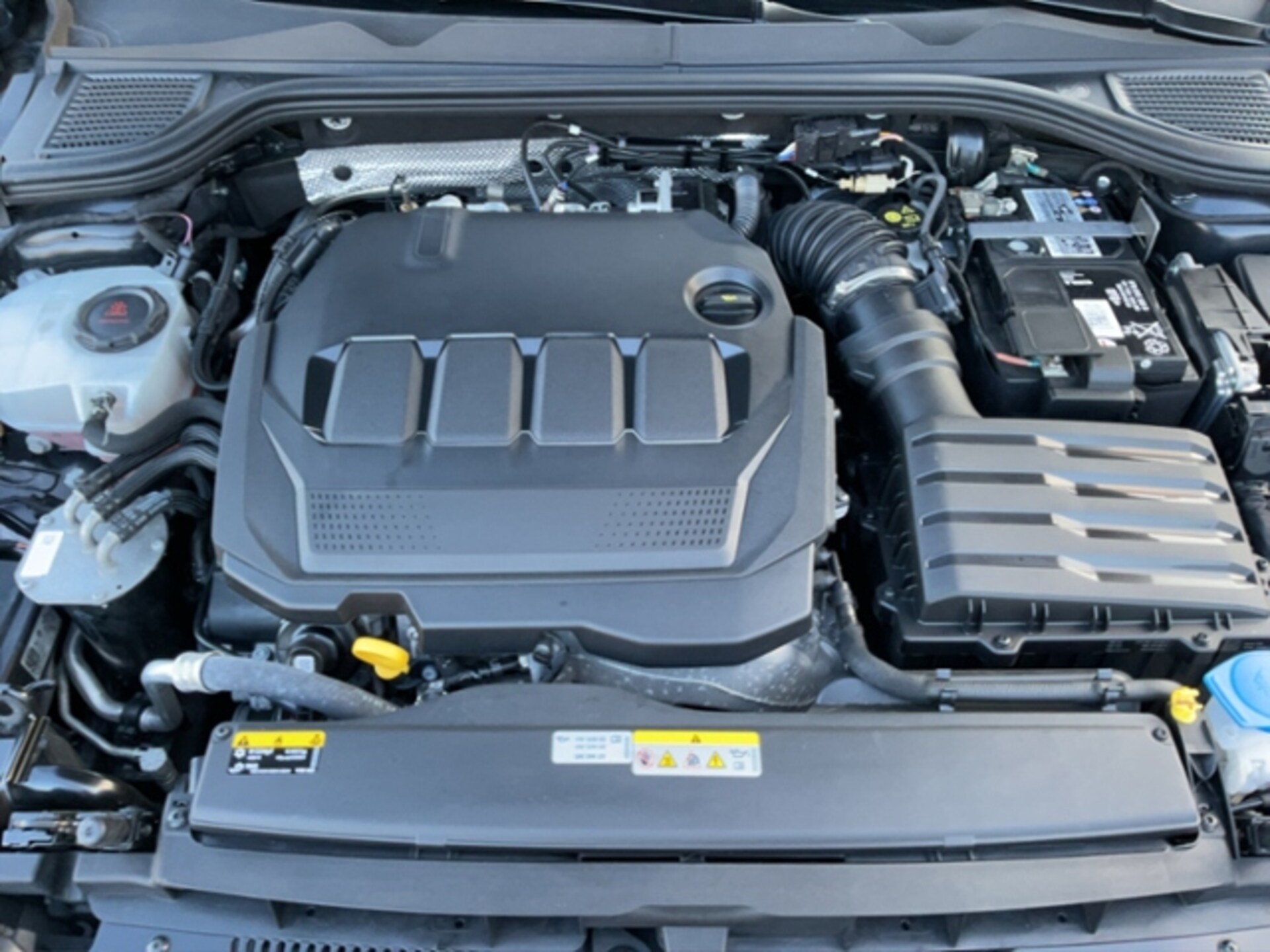 Volkswagen Golf Variant Life