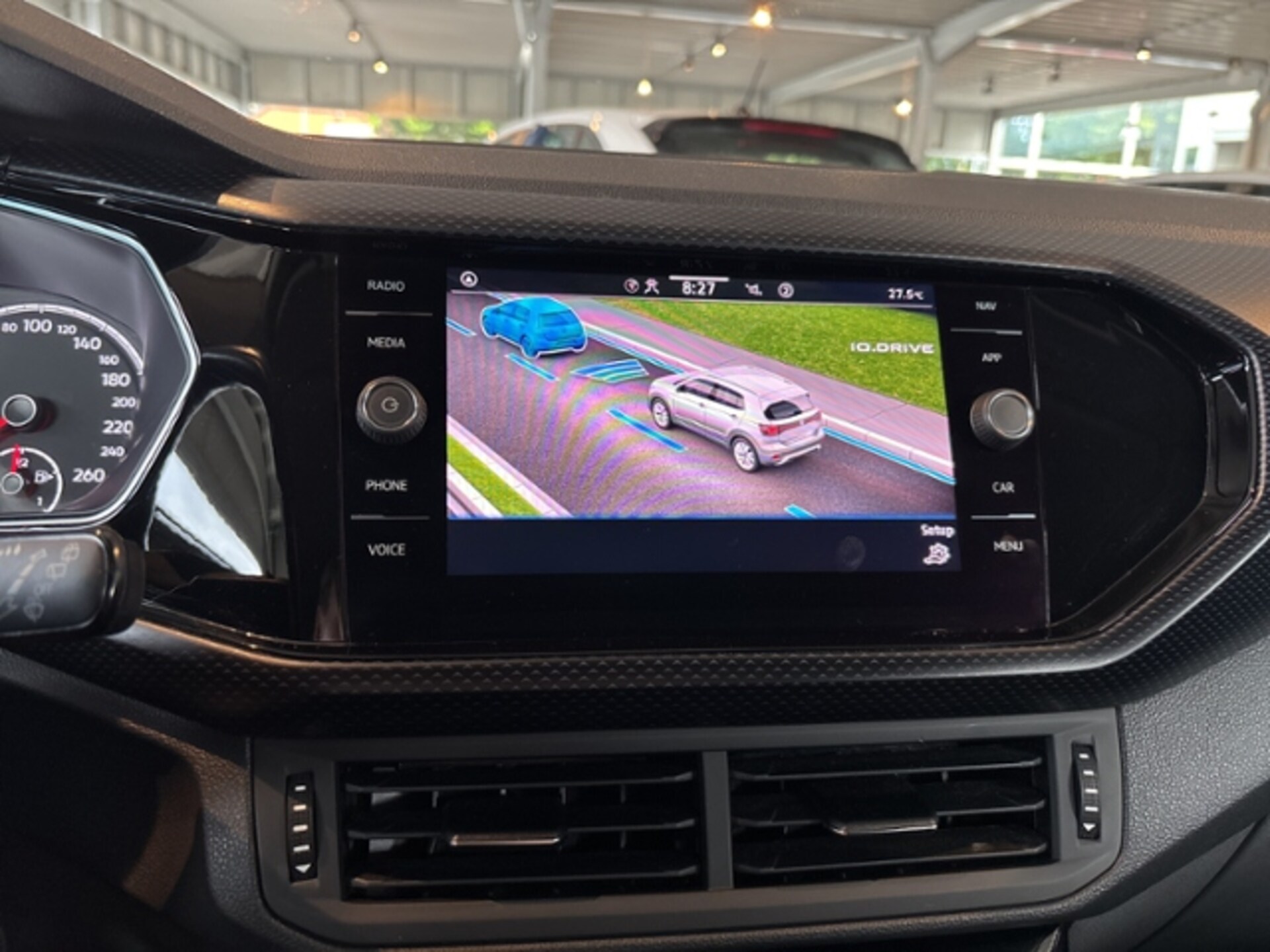 Volkswagen T-Cross United