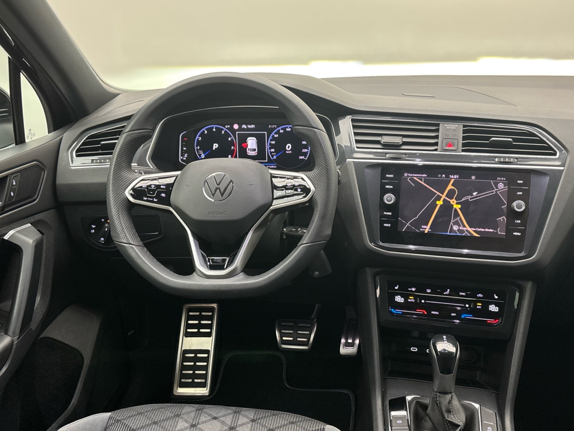 Volkswagen Tiguan R-Line
