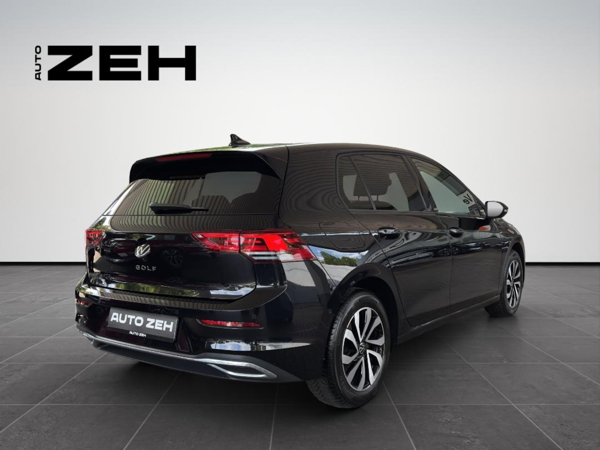 Volkswagen Golf Active