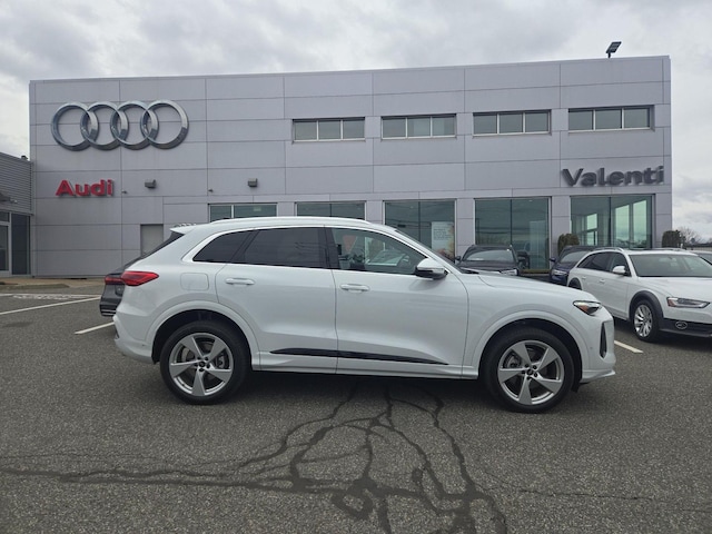 Photo of 2025 Audi Q5 