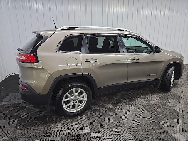 2016 Jeep Cherokee