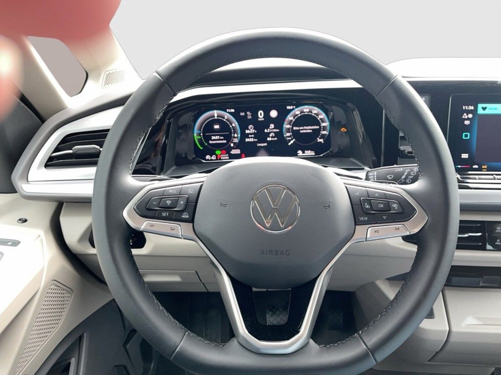 Volkswagen Multivan Langversion – Bild 16
