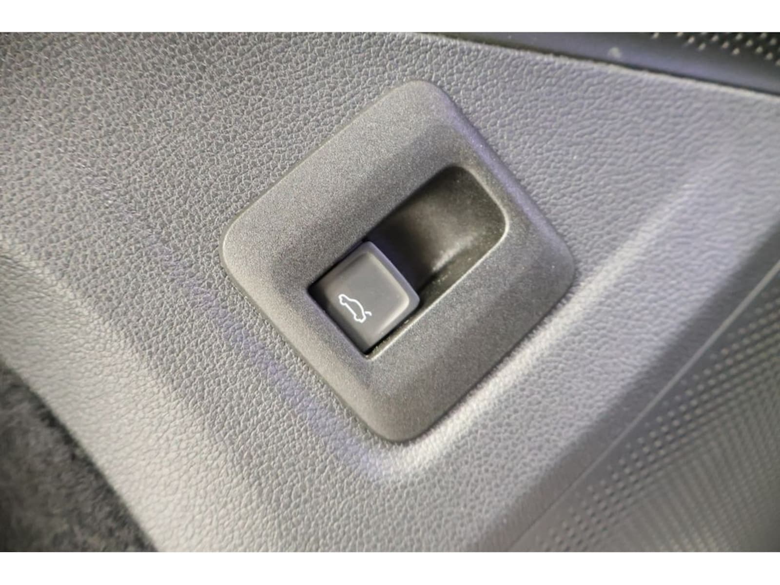 Volkswagen Tiguan – Bild 21