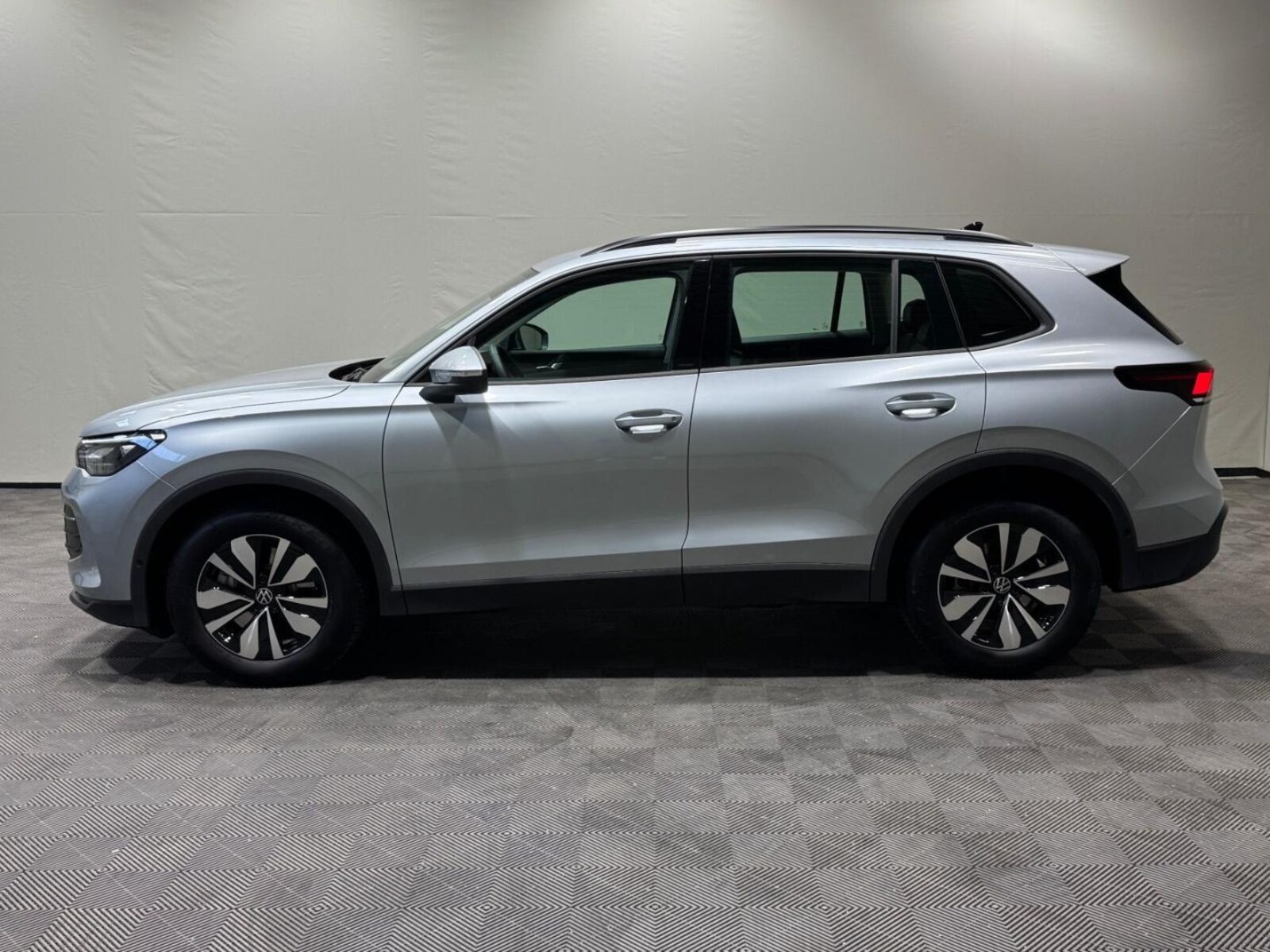 Volkswagen Tiguan – Bild 3