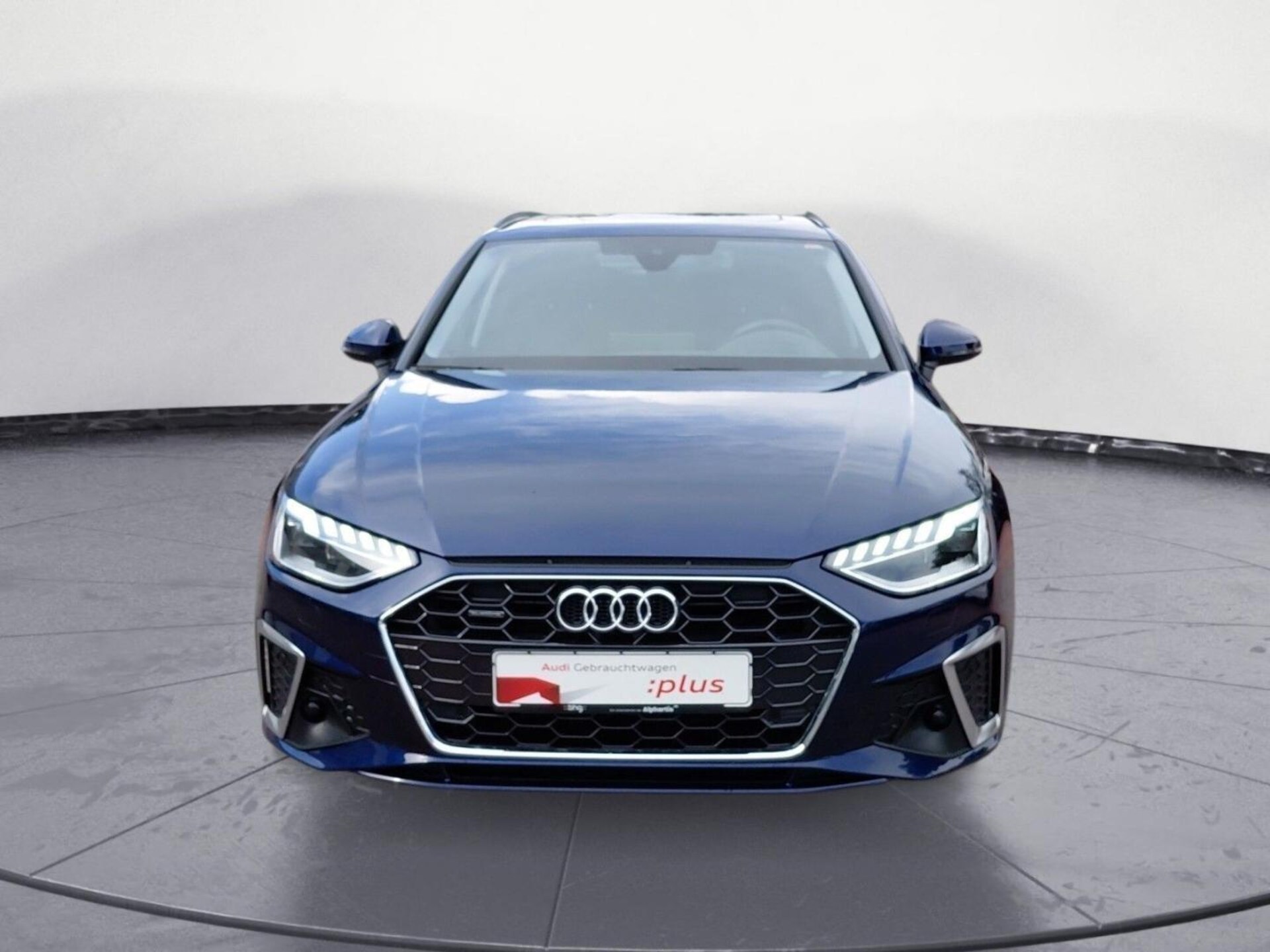 Audi A4 Avant S line