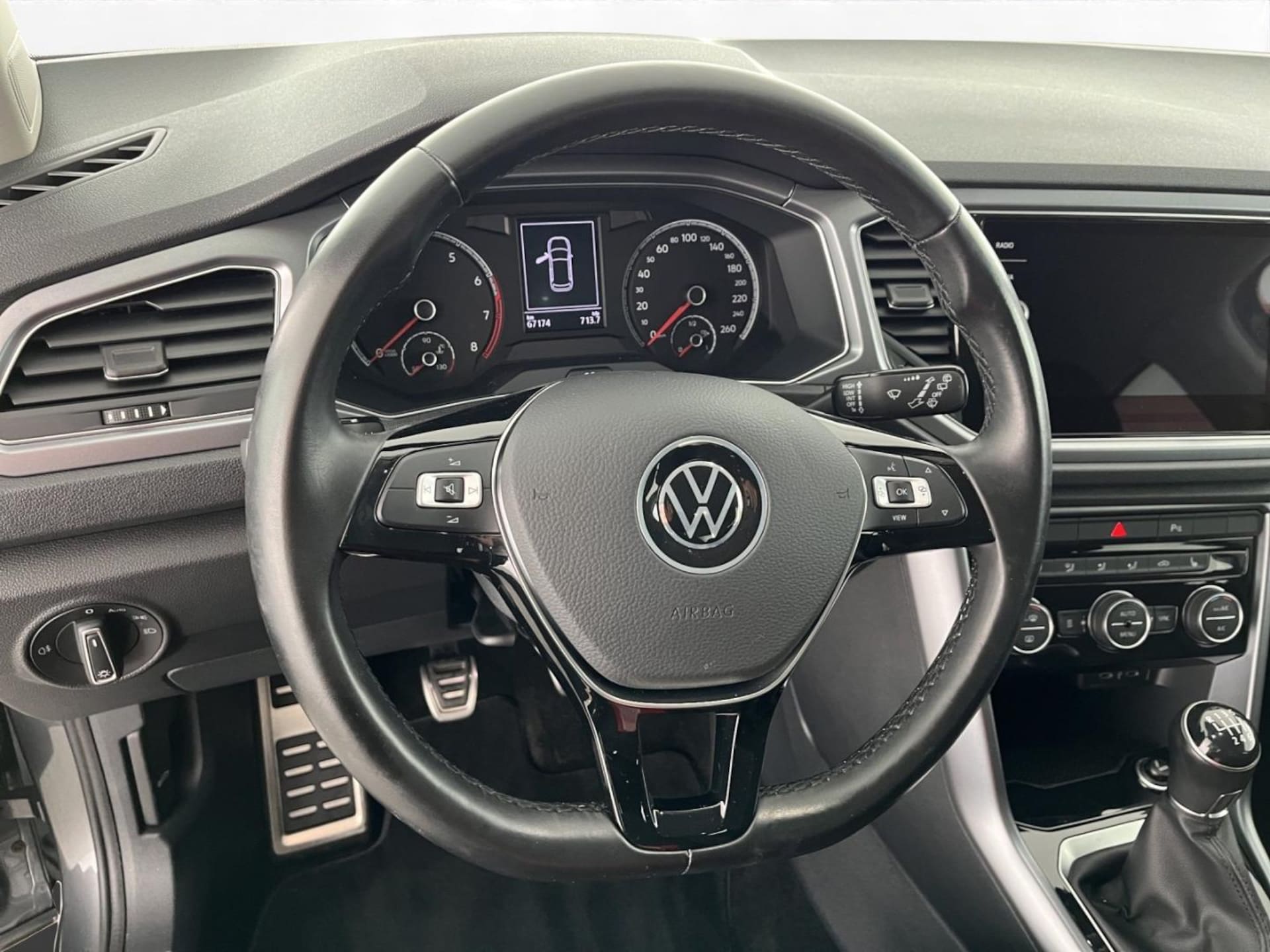 Volkswagen T-Roc Active