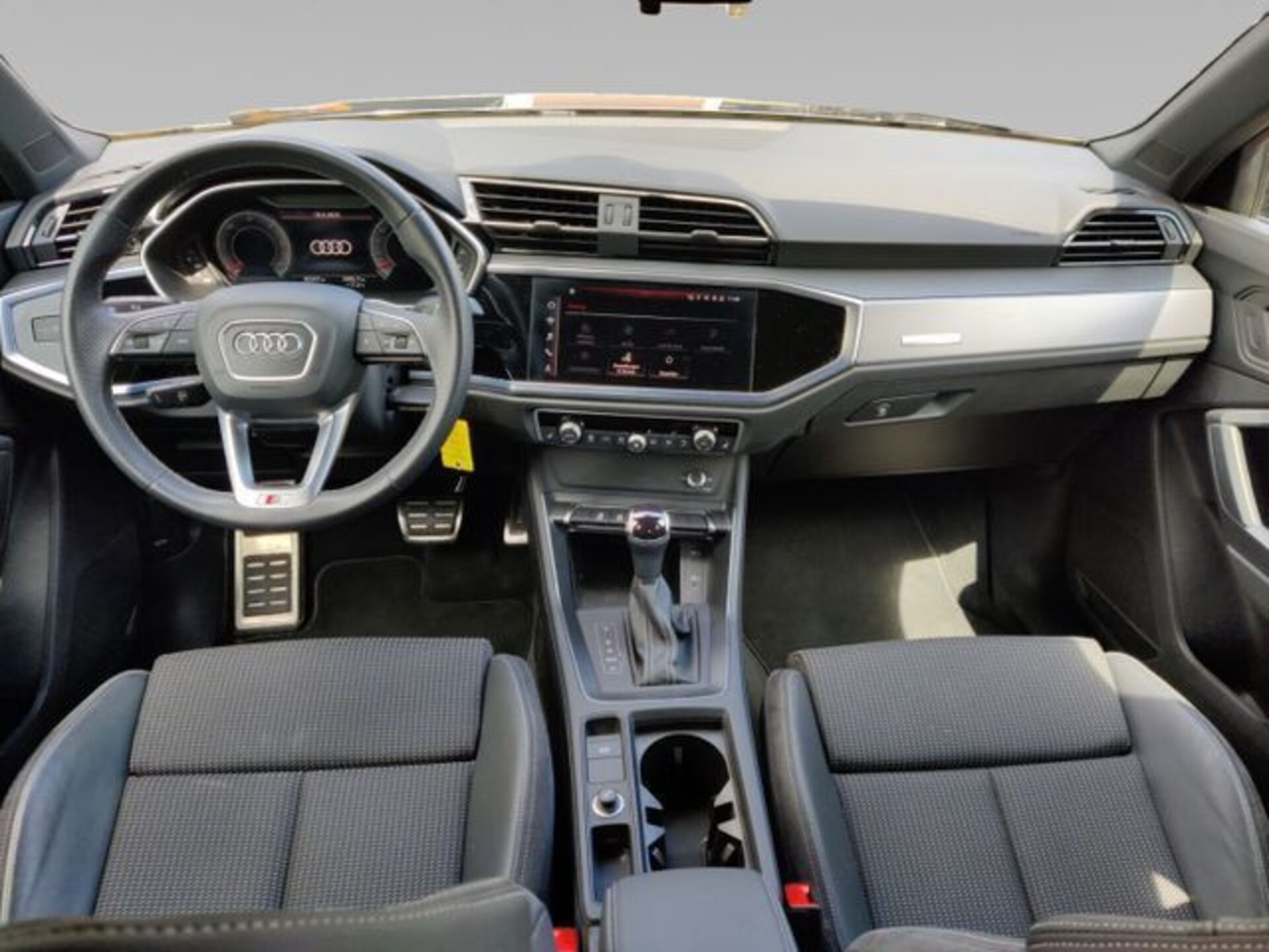 Audi Q3 SUV S line